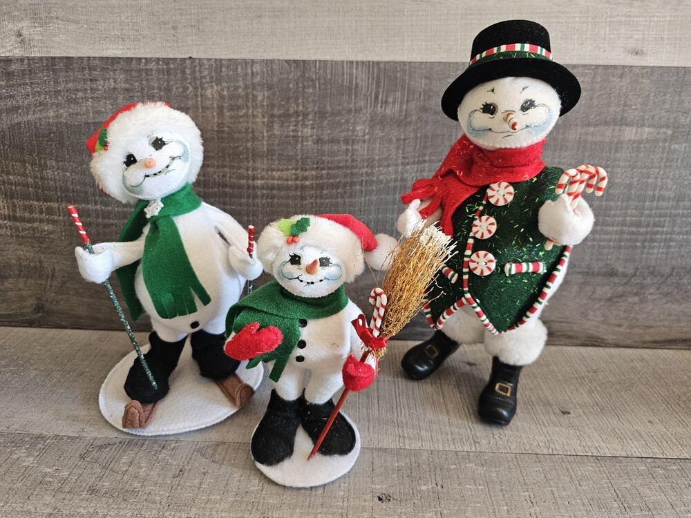 Annalee Christmas Snowman Family Candy Cane Skiing Figure 6-11" Dolls 2005 2013